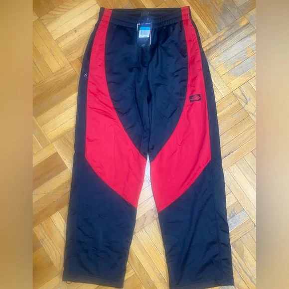 Men’s Jordan Black and Red Sweatpants - Picture 4 of 4